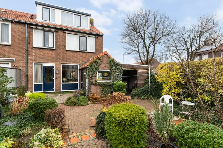 Foto 28 van Stoop van Zwijndrechtstraat 16