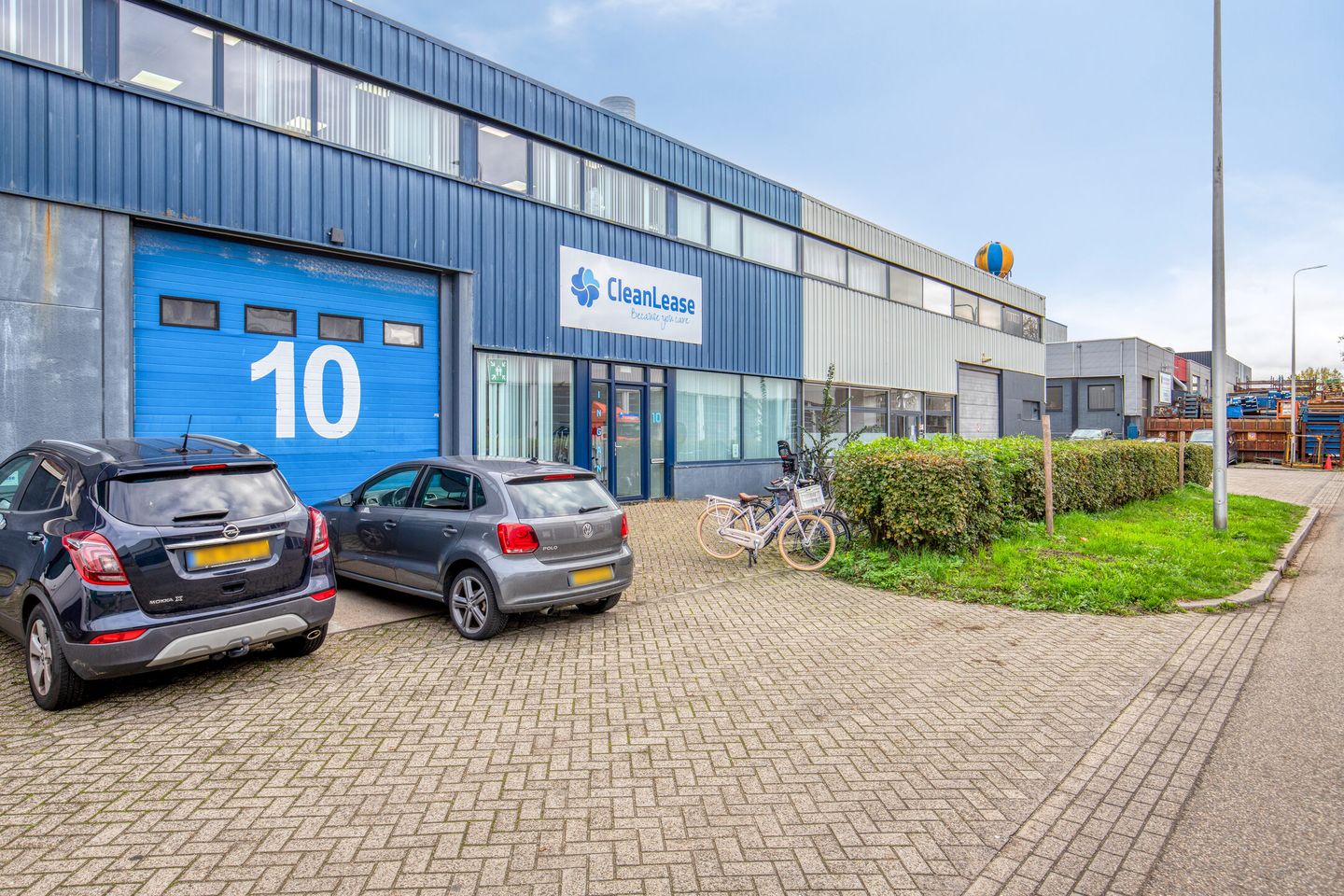 Bekijk foto 3 van Industrieweg 10-12