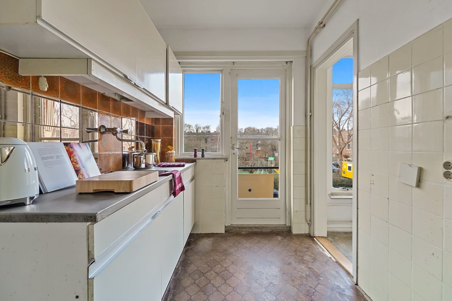 Photo 10 of Albert Verweystraat 166