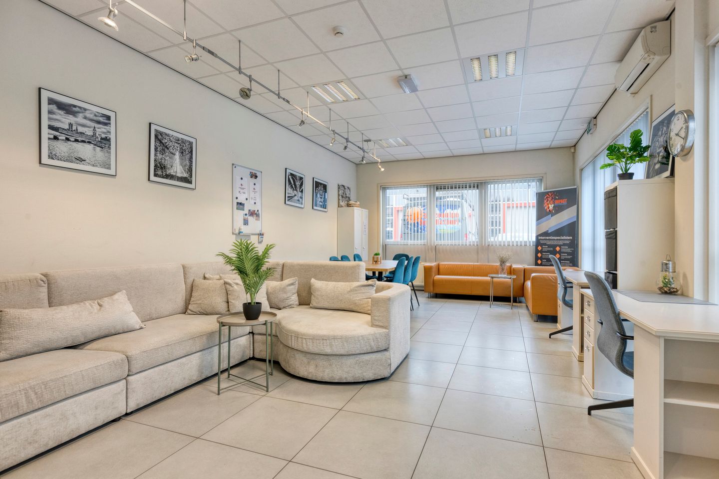 Bekijk foto 3 van Barwoutswaarder 3-H