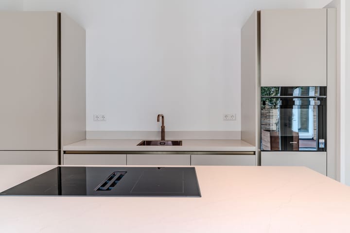 Foto 11 van Westerbaenstraat 2-C