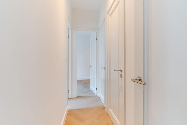 Foto 12 van Westerbaenstraat 2-C