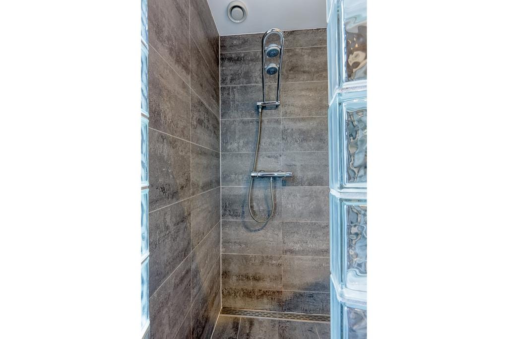 Foto 23 van Anemoon 8