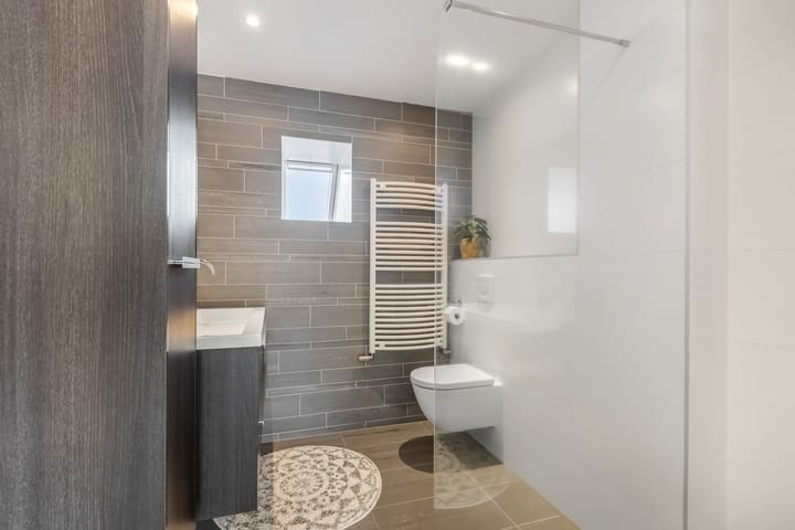 Foto 21 van Foster Dullesdreef 39