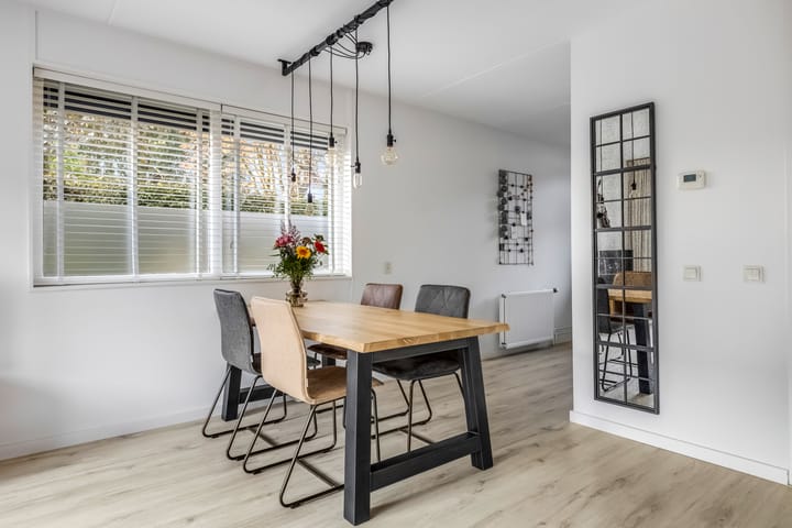 Foto 6 van Foster Dullesdreef 39