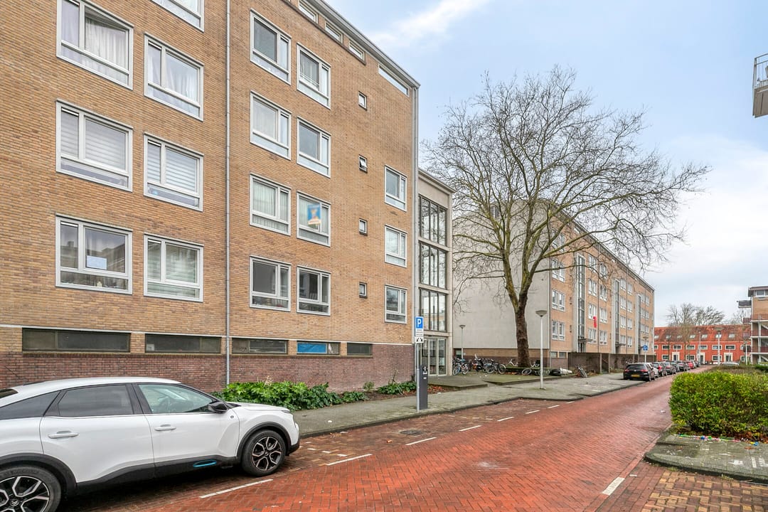 Photo 7 of Leenhofstraat 19