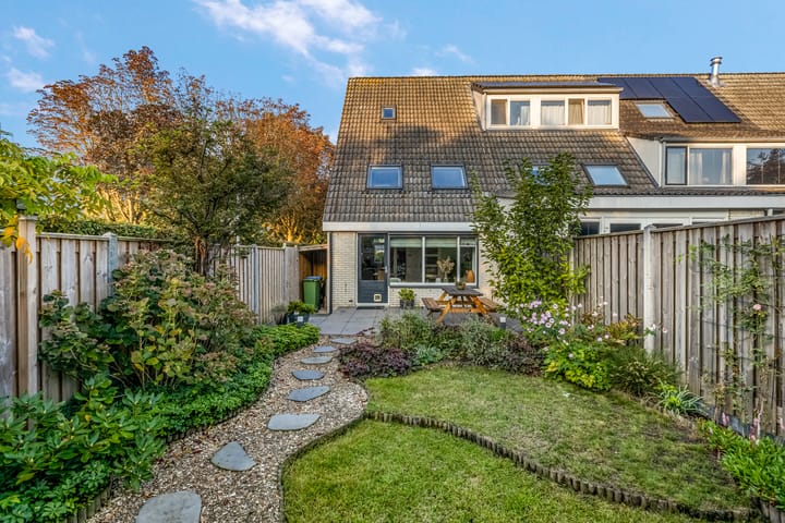 Foto 28 van Foster Dullesdreef 39