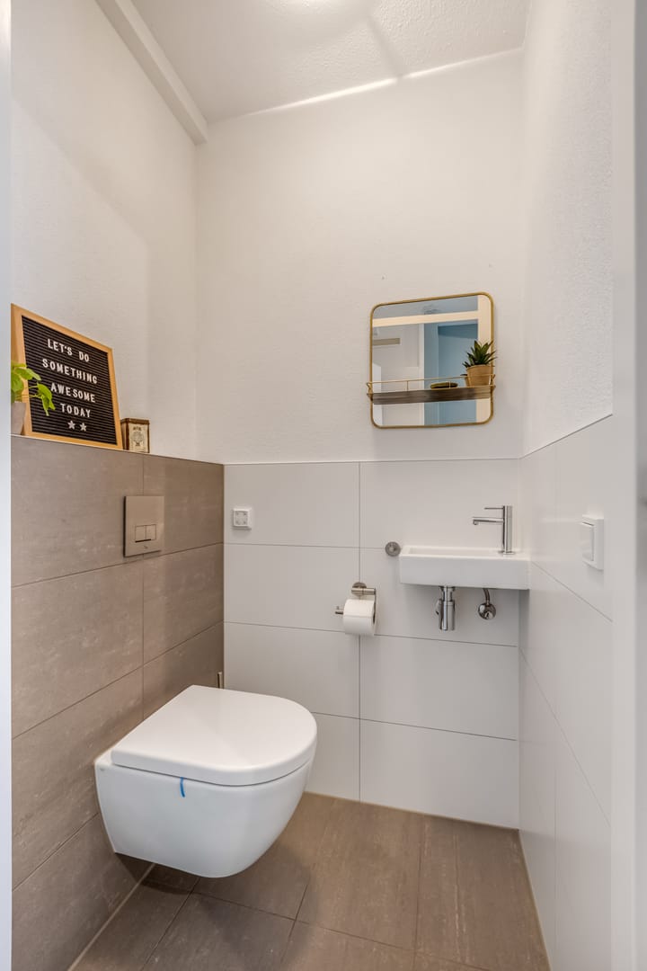 Foto 11 van Foster Dullesdreef 39