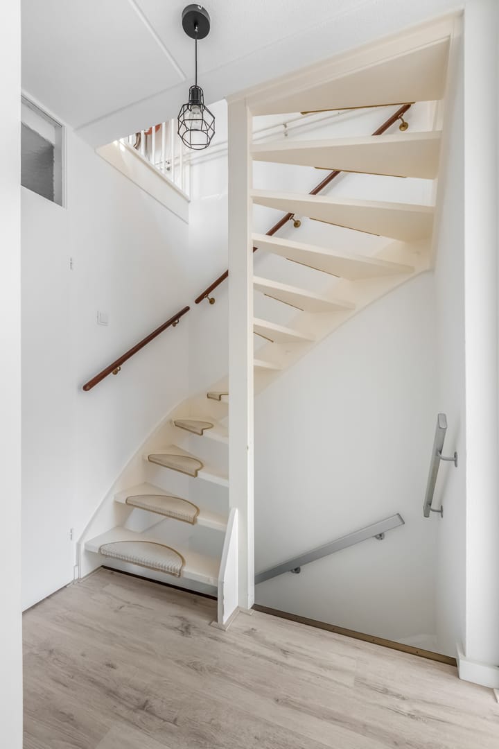 Foto 25 van Foster Dullesdreef 39