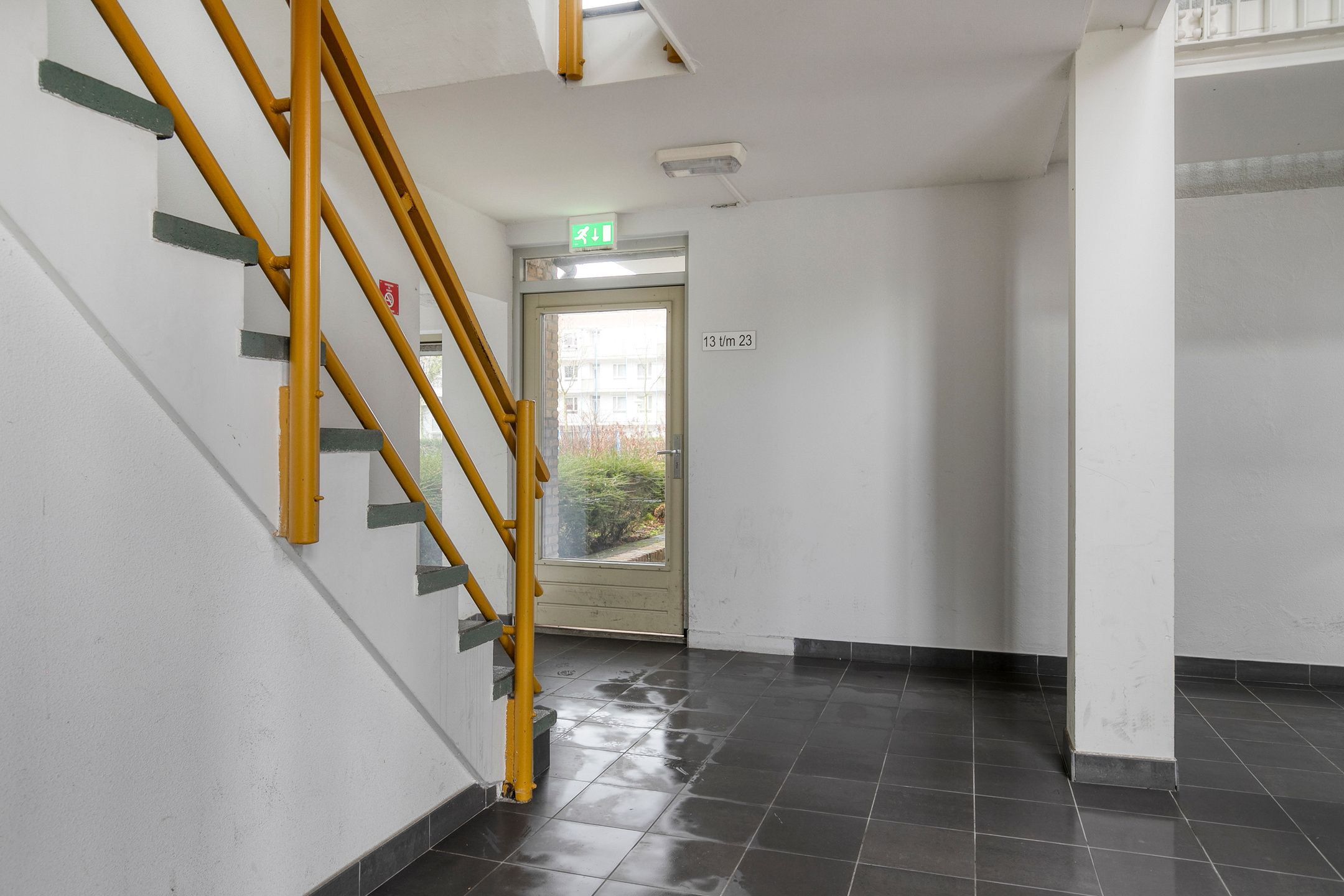 Photo 12 of Leenhofstraat 19