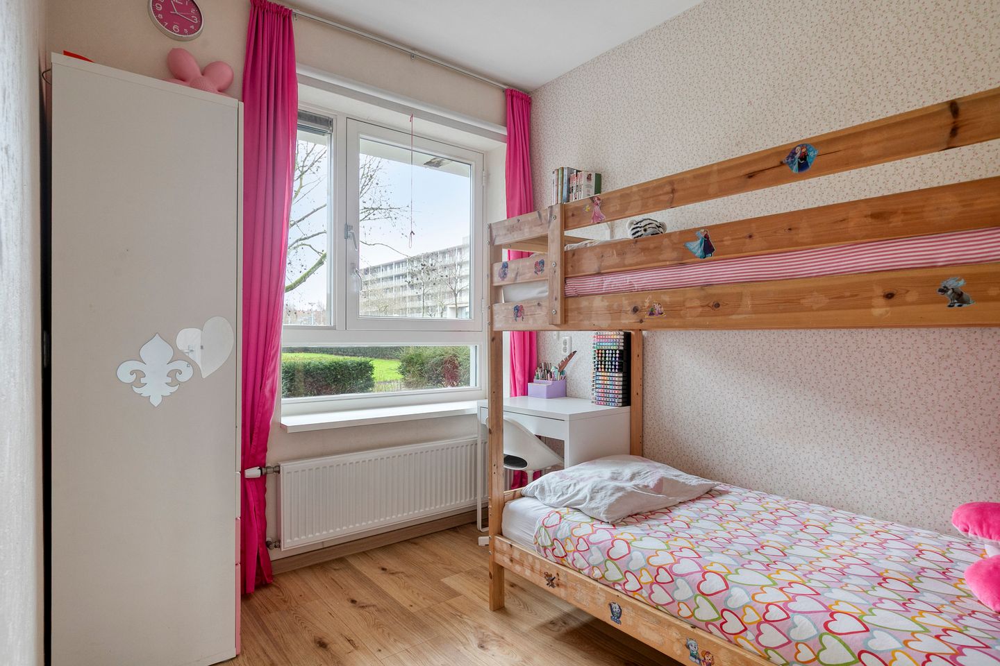 Photo 35 of Leenhofstraat 19