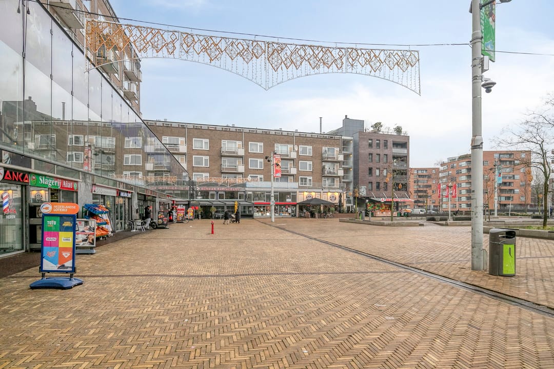 Photo 43 of Leenhofstraat 19