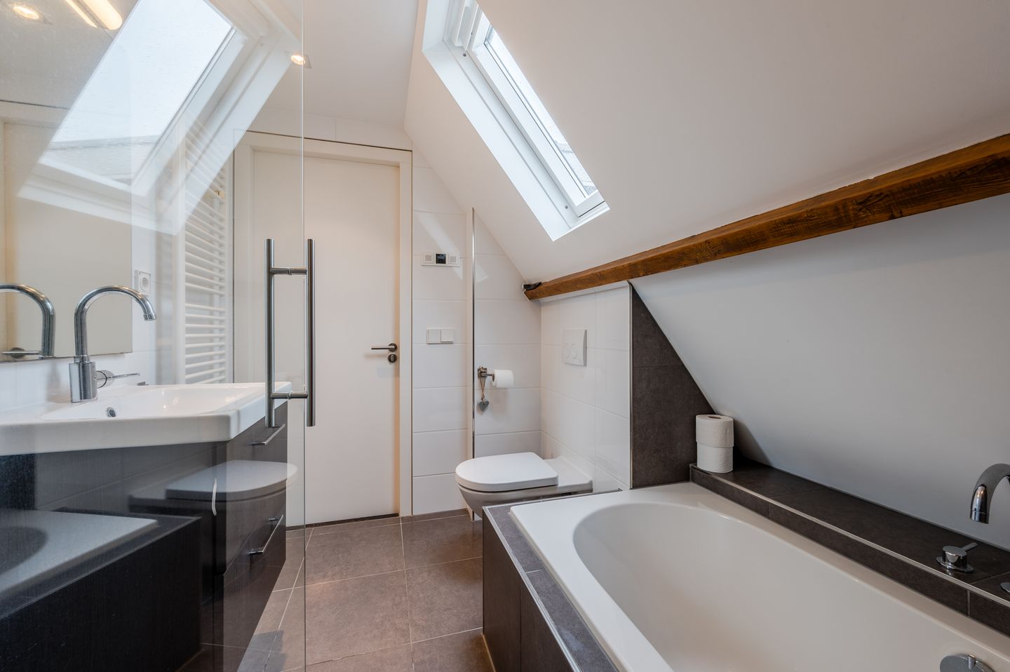 Photo 35 of Kerkstraat 121