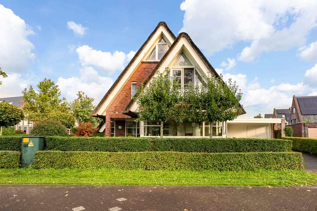 Photo 2 of Edmund Nicklaan 6