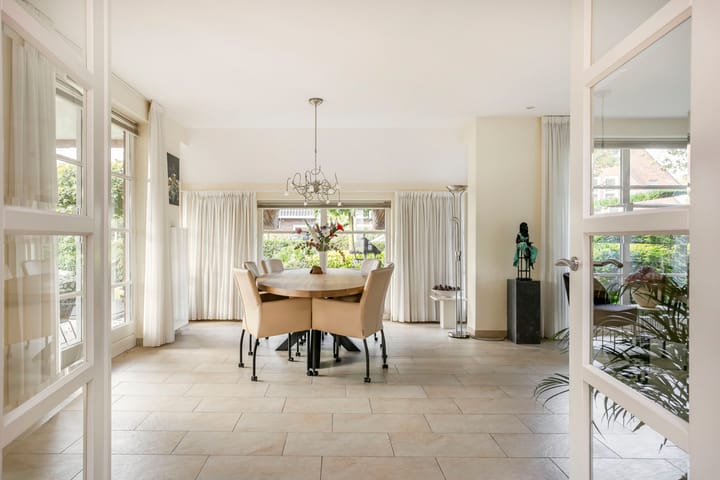 Photo 4 of Edmund Nicklaan 6