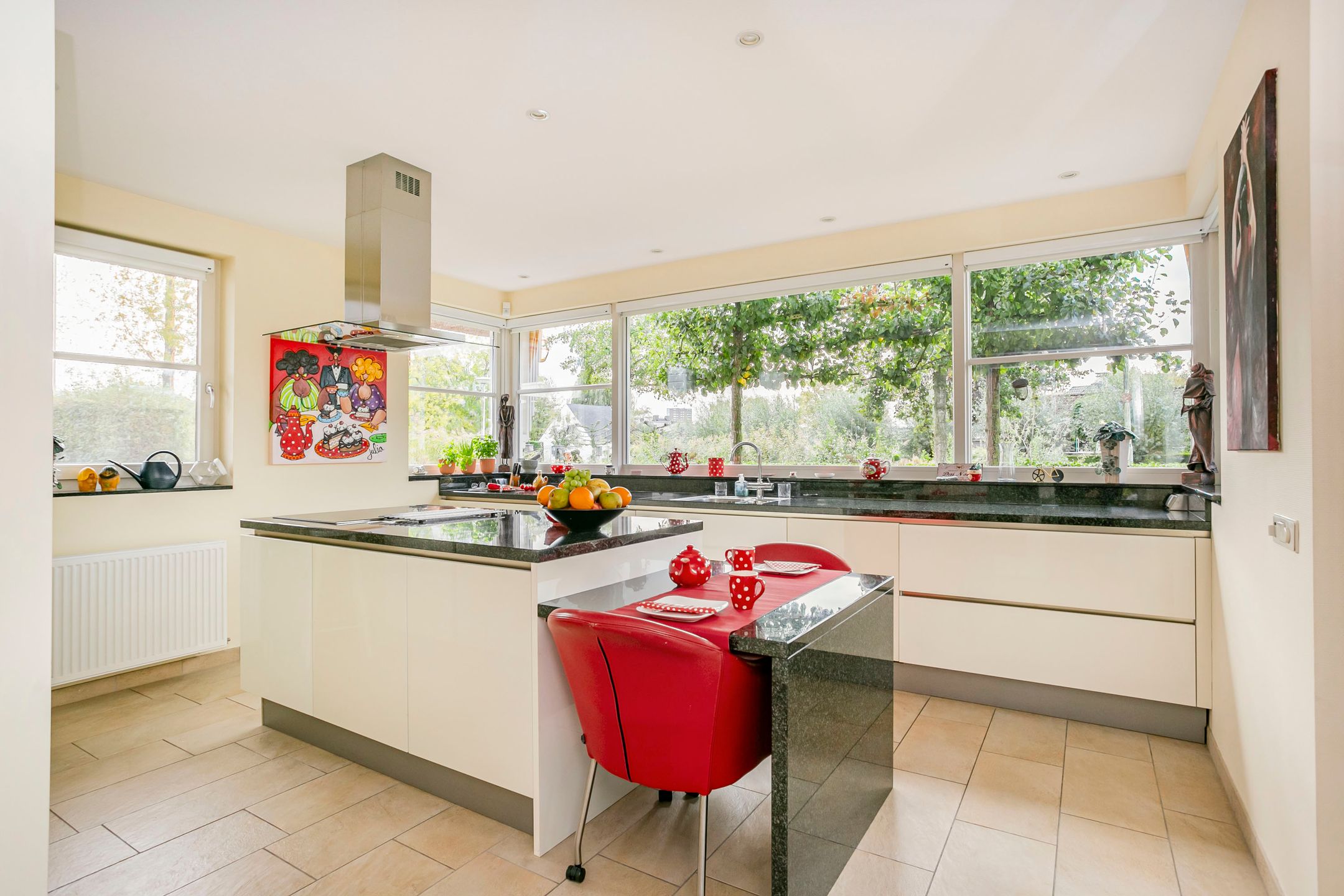 Photo 6 of Edmund Nicklaan 6