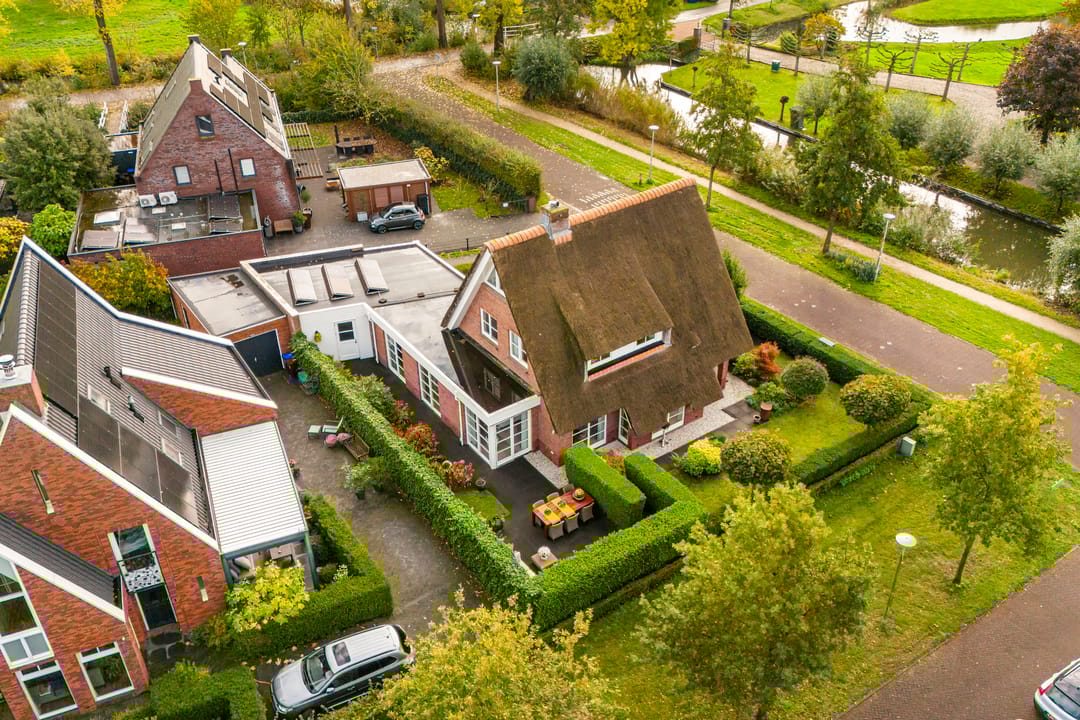 Photo 52 of Edmund Nicklaan 6