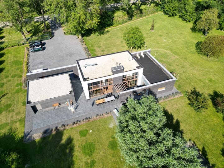 Foto 2 van Vierhonderdpolderdijk 3-A