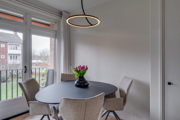 Photo 19 of Herman Boerhaavelaan 58