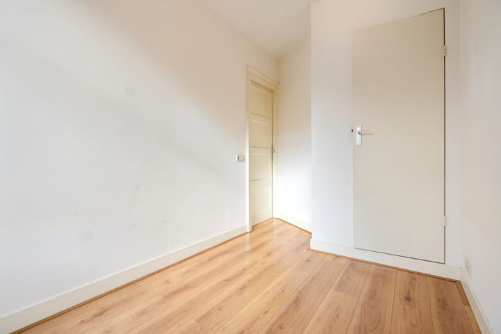 Foto 23 van Kanaalstraat 140-2