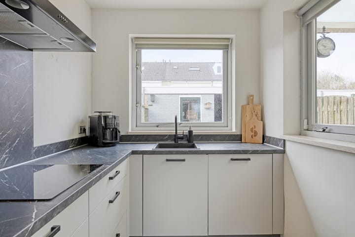 Foto 13 van Harmoniestraat 104