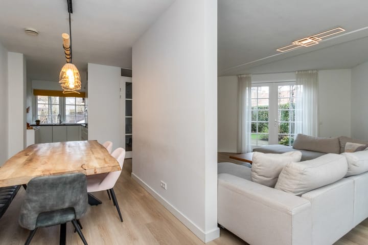 Foto 8 van Merelstraat 1