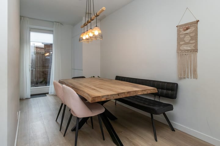 Foto 10 van Merelstraat 1