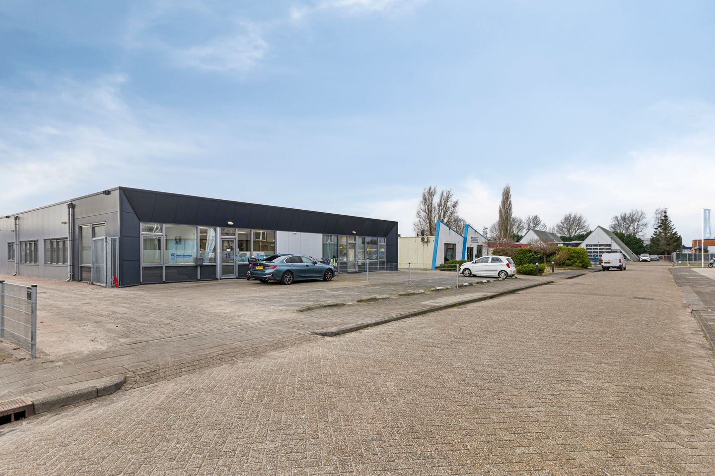 View photo 2 of Turfschip 15