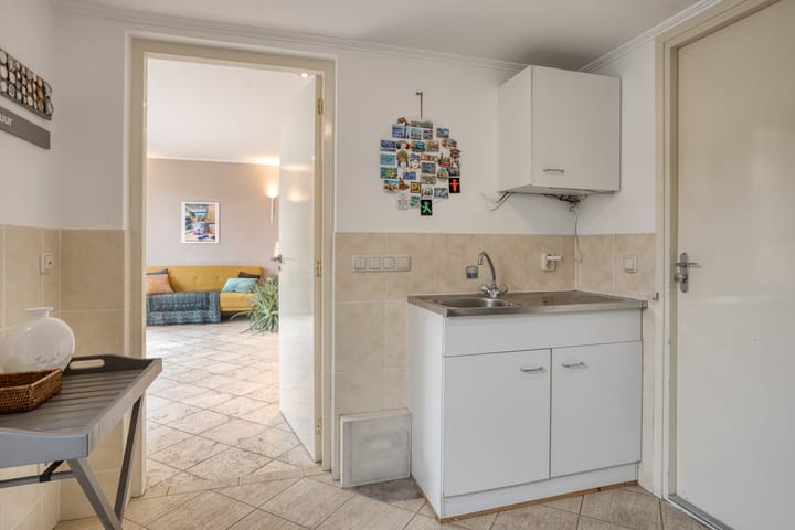 Foto 16 van Directeur Trompstraat 8