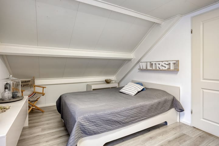 Foto 29 van Directeur Trompstraat 8