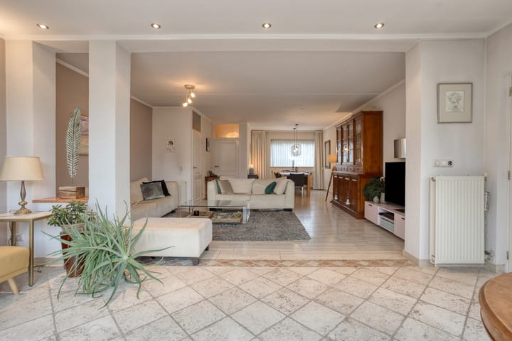 Foto 3 van Directeur Trompstraat 8