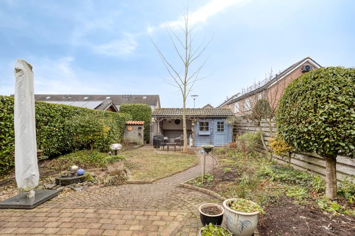 Foto 5 van Directeur Trompstraat 8