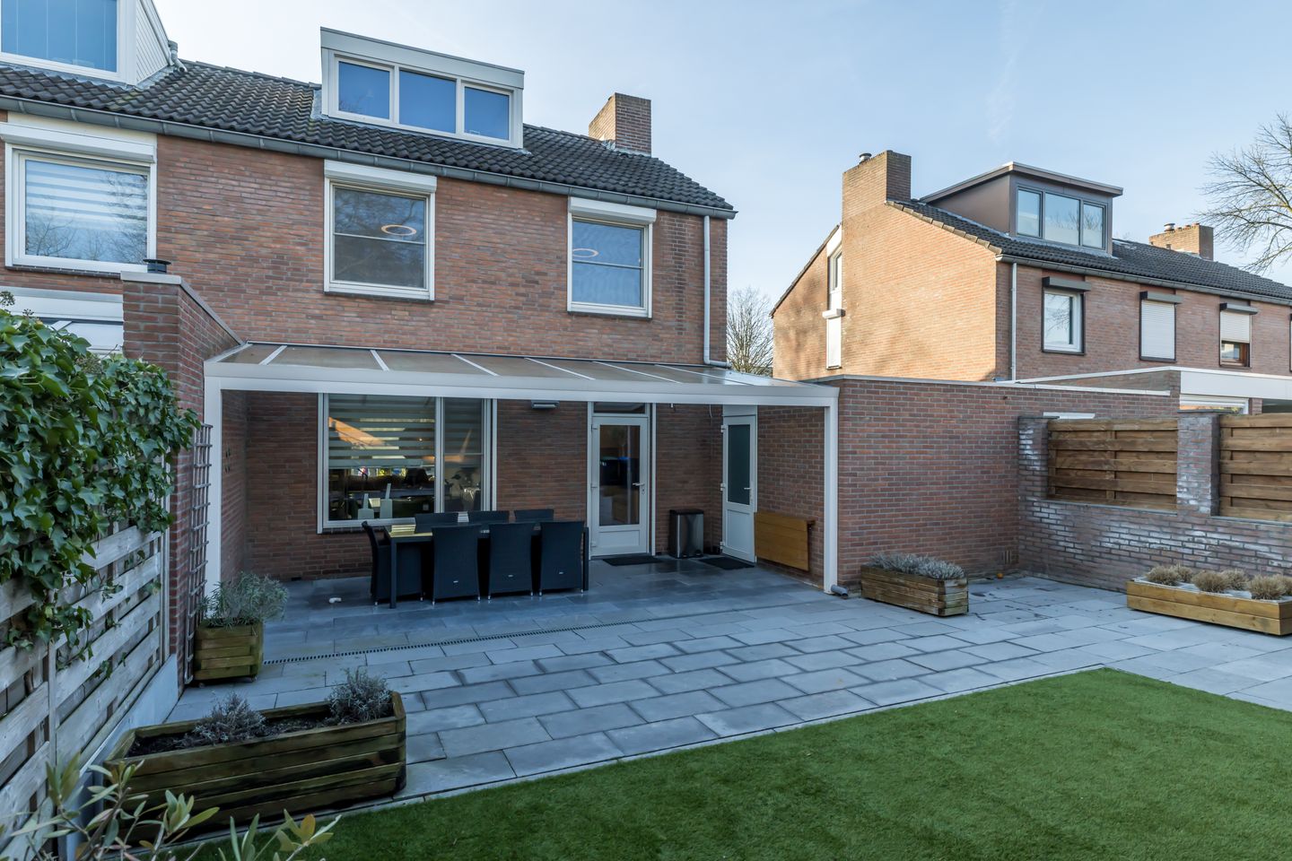 Foto 29 van Van Weerden Poelmanstraat 181