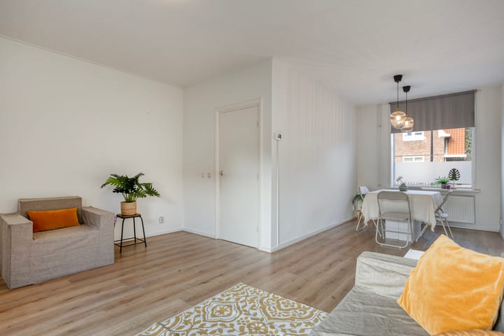 Photo 10 of Javastraat 84