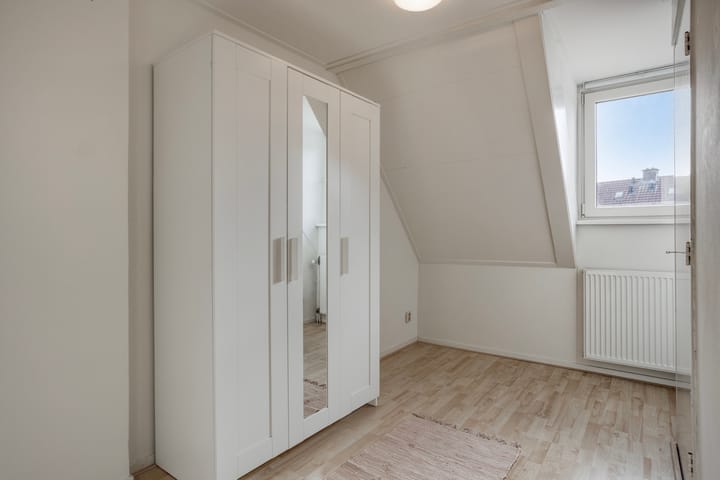 Photo 22 of Javastraat 84