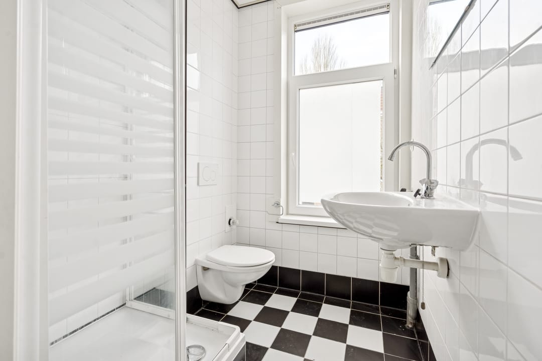 Foto 11 van Coornhertstraat 25-A