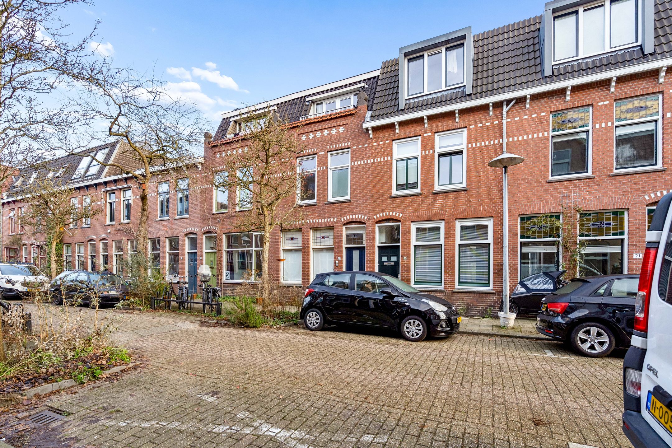 Foto 15 van Coornhertstraat 25-A