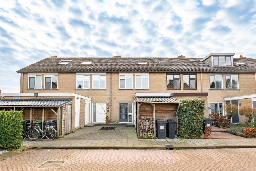 Foto 1 van Den Hoeff 19