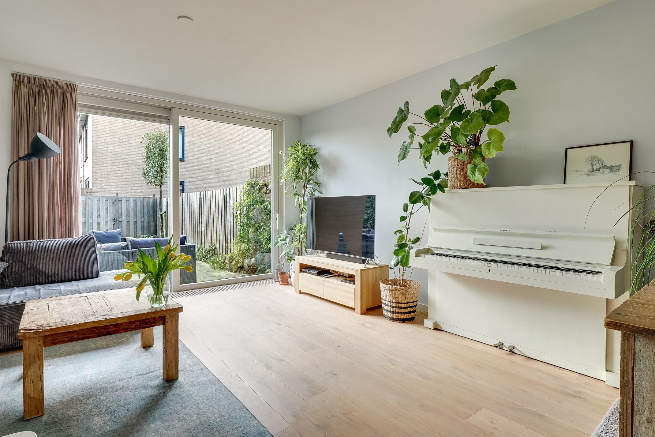 Foto 9 van Den Hoeff 19