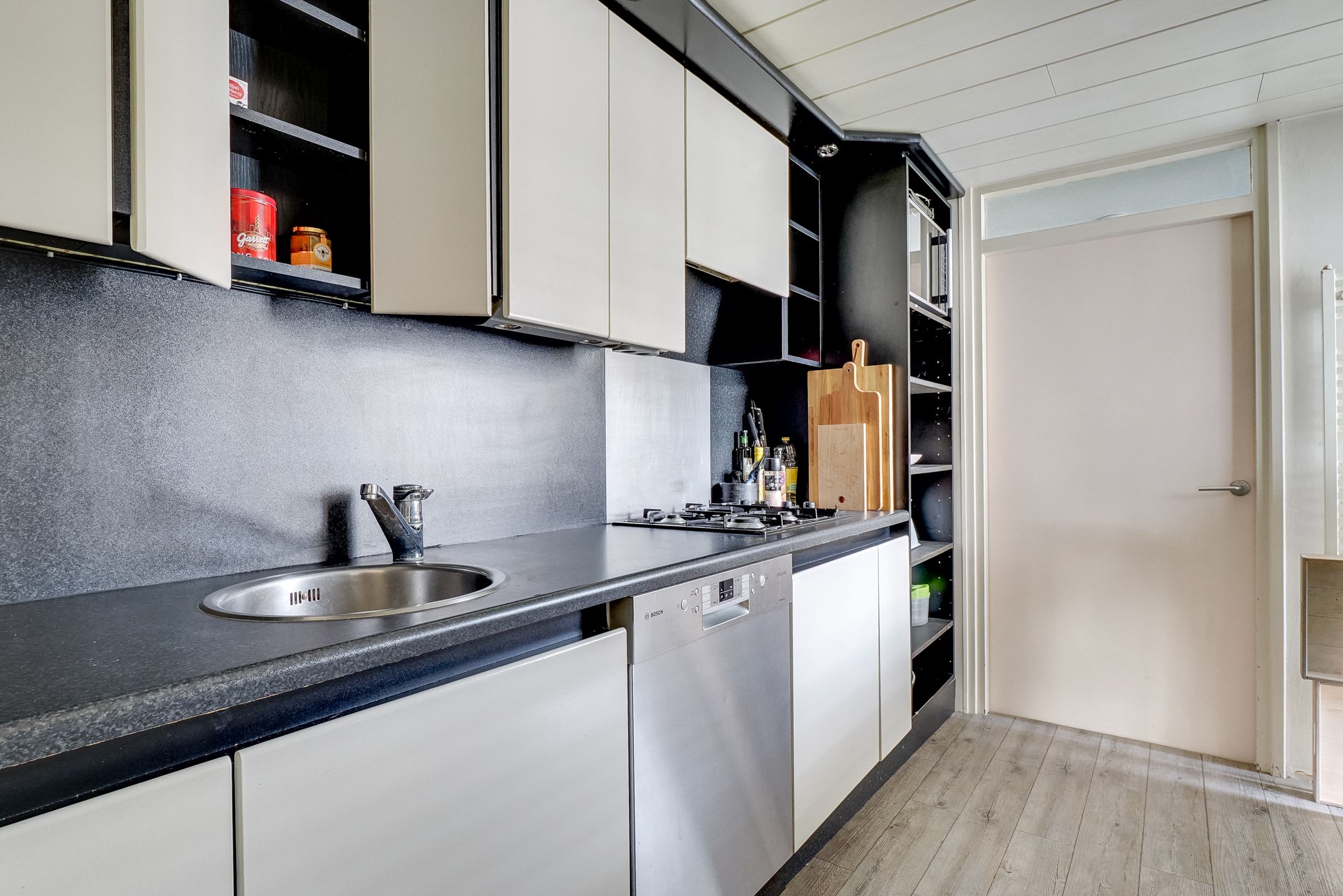 Foto 18 van Den Hoeff 19