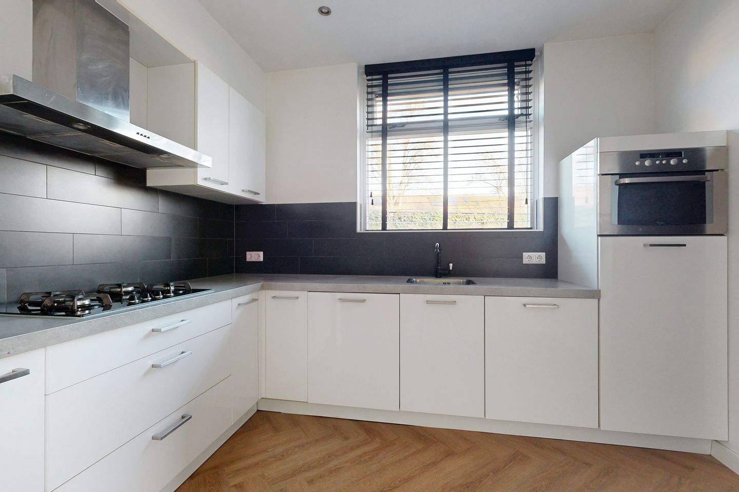 Photo 20 of Kerkweg 18