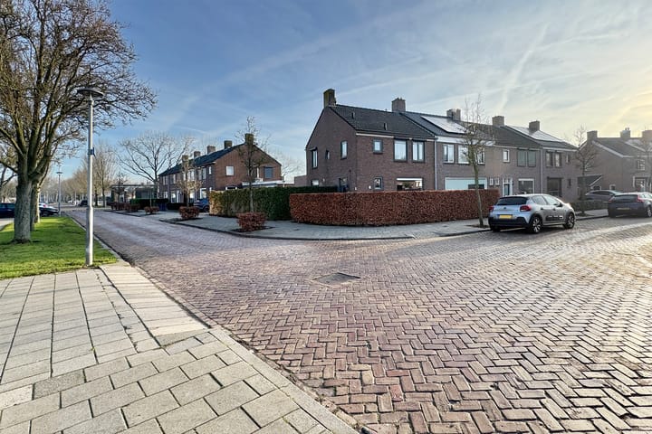 Foto 65 van Kerkweg 18