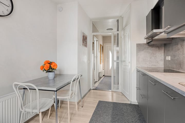 Foto 15 van Anna van Saksenstraat 6