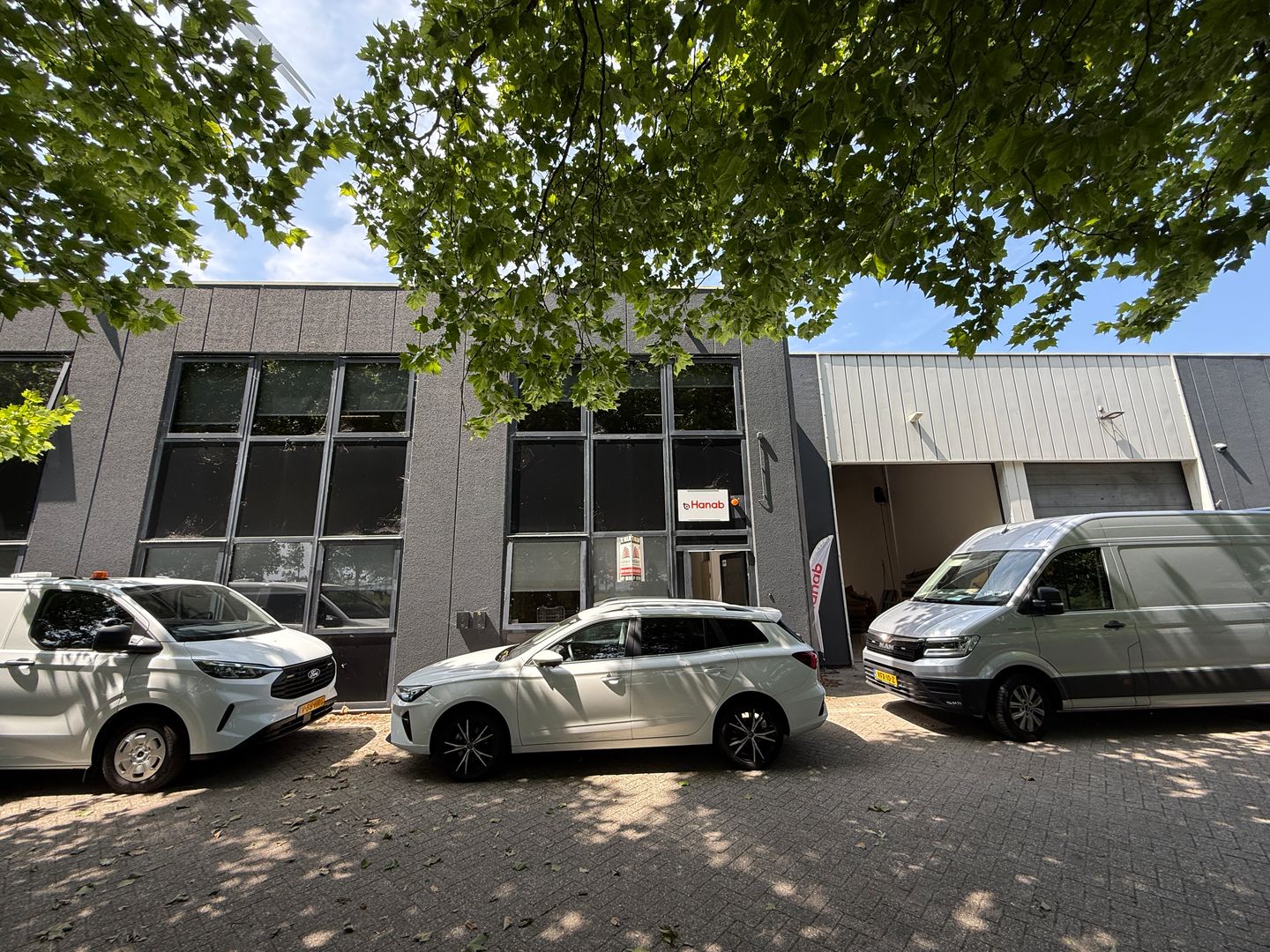 Bekijk foto 2 van Argonstraat 128