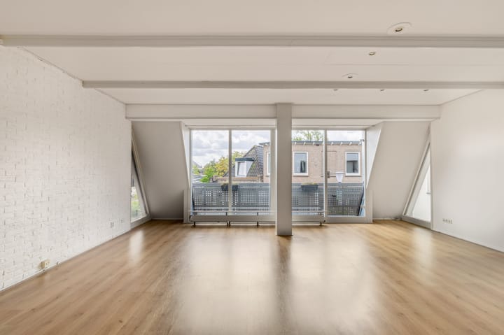 Photo 4 of Burgemeester Mooijstraat 3-A