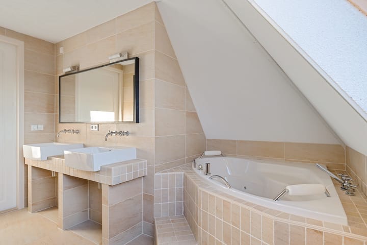 Foto 28 van Marquette 85