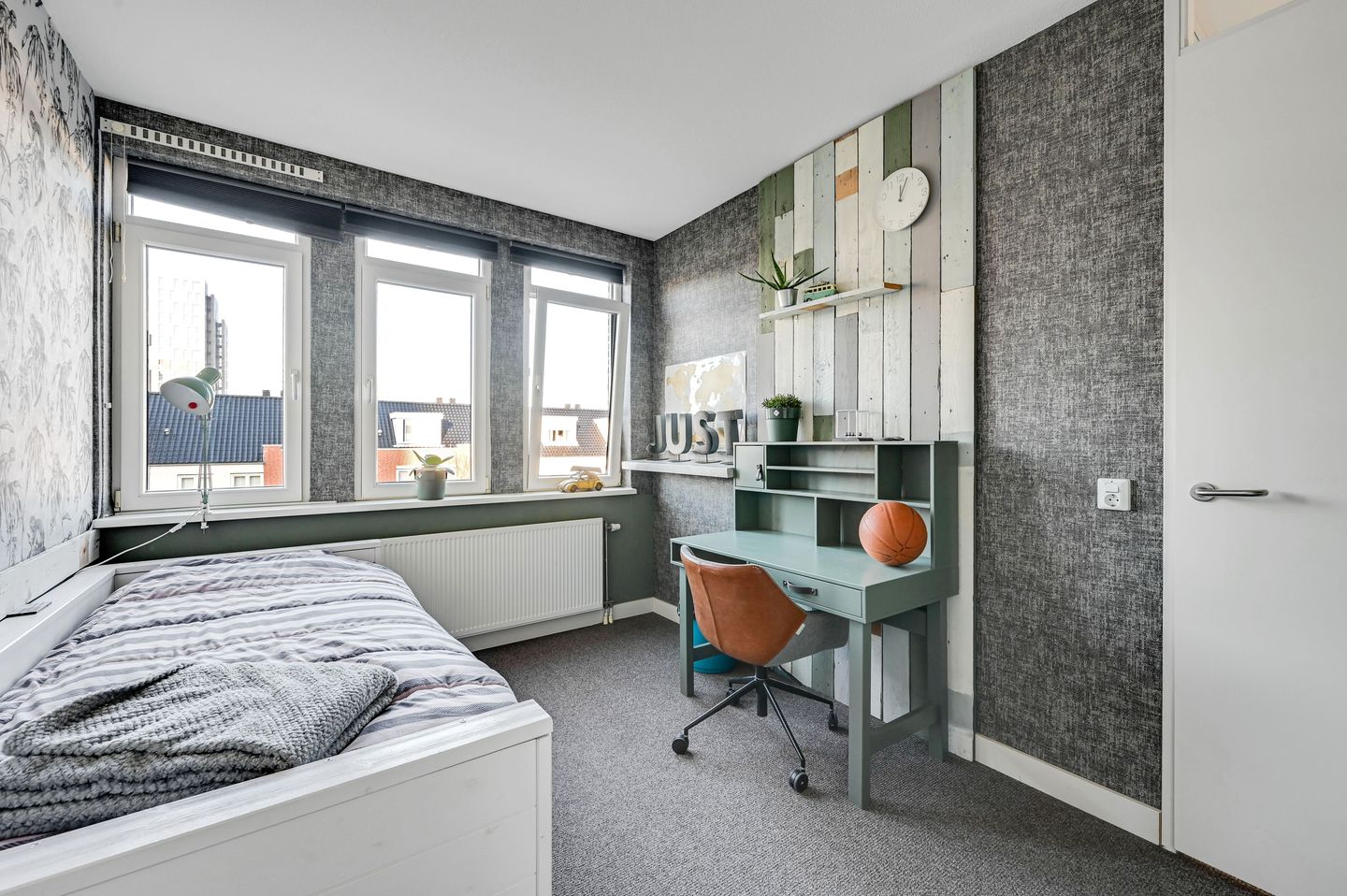 Photo 35 of Vuurbaak 25