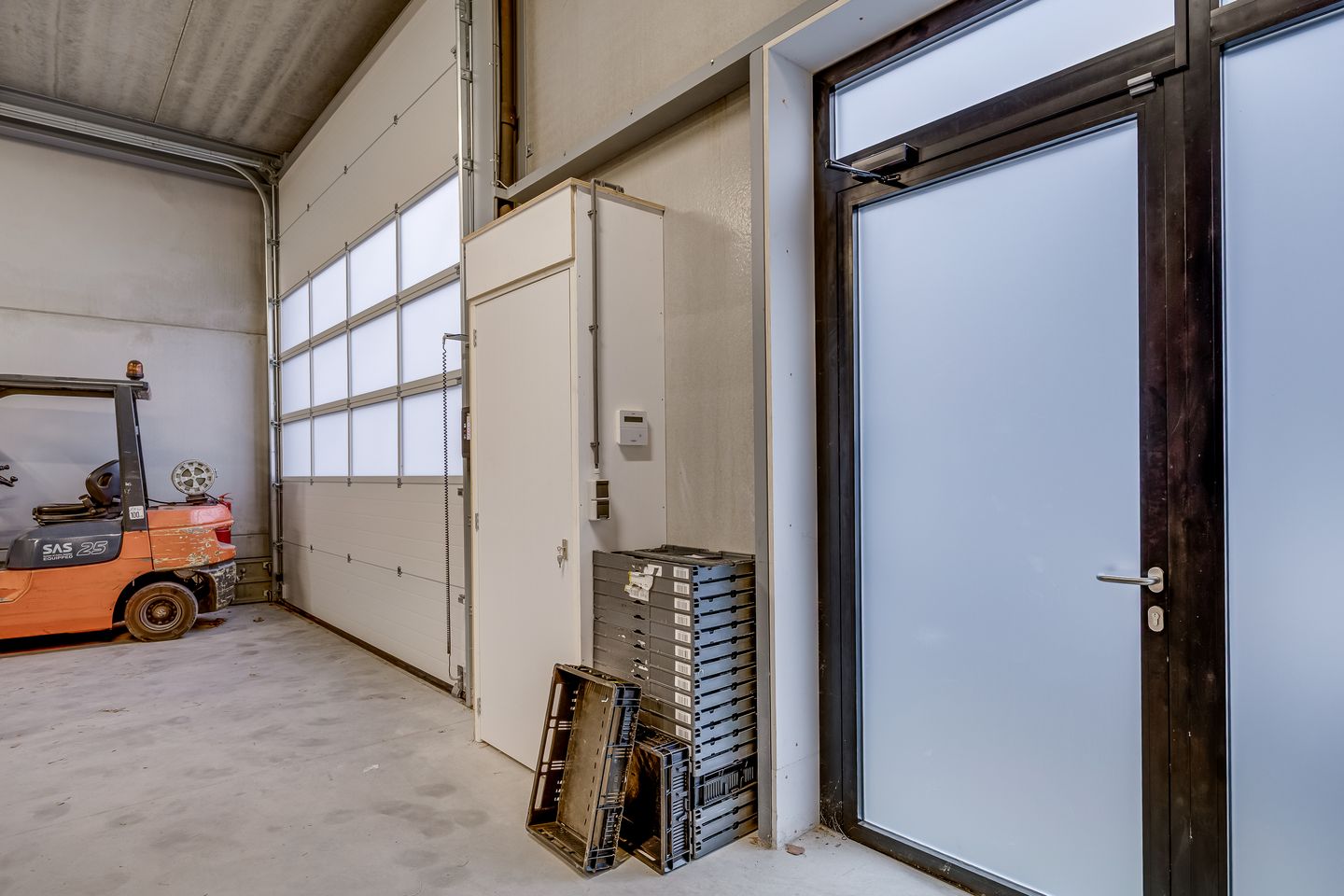 View photo 4 of Nijverheidsstraat 25-r