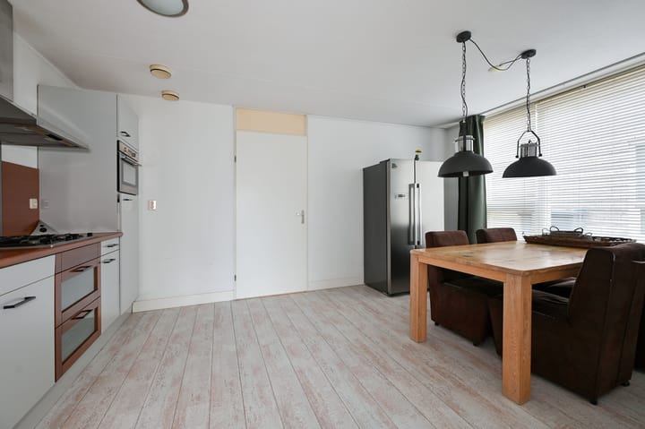 Photo 11 of Bernard Zweershof 16