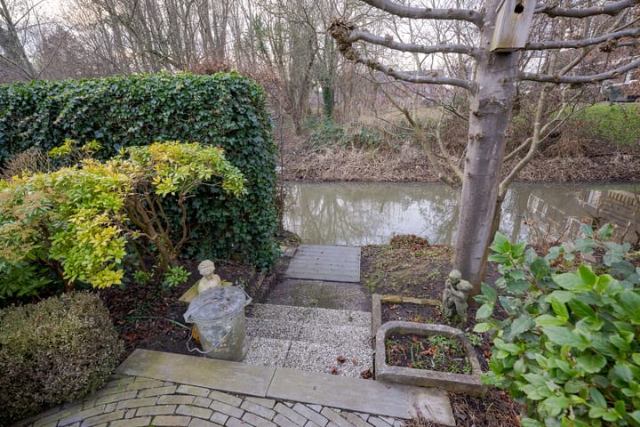 Foto 56 van Rijn en Schiekade 97-B